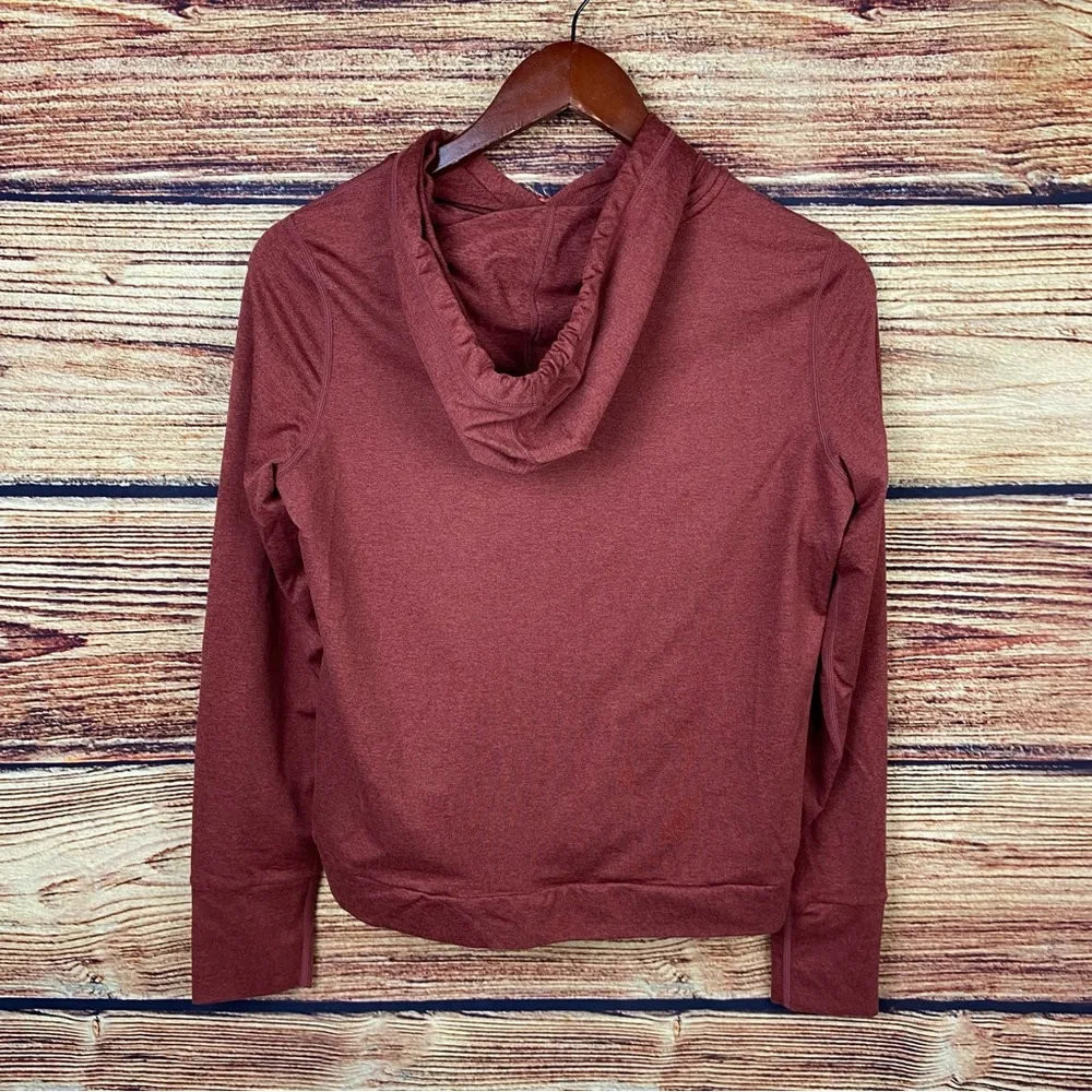 Vuori Currant Heather Halo Essential Hoodie - Picture 9 of 9